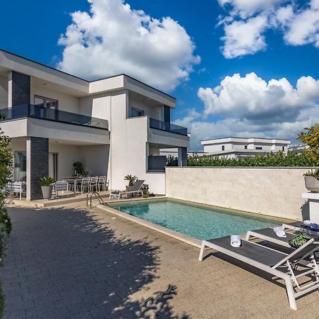 שיבניק Holiday Home Ventum מראה חיצוני תמונה